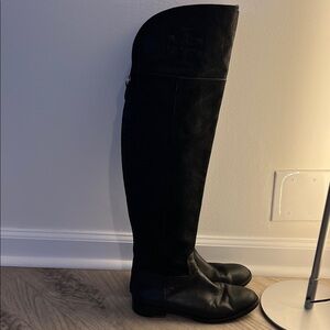 Elegant Black Over-the-Knee Boots